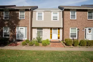 494 Pamlico St, Columbus, OH 43228 - Photo 1