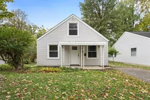 569 Chase Rd, Columbus, OH 43214 - Photo 2