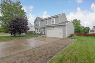 3704 Carlotta St, Grove City, OH 43123 - Photo 1