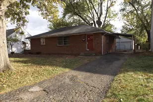 1071 Loring Rd, Columbus, OH 43224 - Photo 1