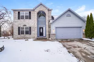 8697 Kingsley Dr, Reynoldsburg, OH 43068 - Photo 1