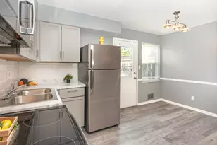 1752 Pine Tree St S, Columbus, OH 43229 - Photo 1