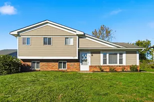 3096 Leon Ave, Columbus, OH 43219 - Photo 1