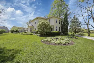 8056 Summit Rd SW, Reynoldsburg, OH 43068 - Photo 1