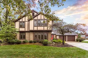 1041 Rosebank Dr, Columbus, OH 43235 - Photo 1