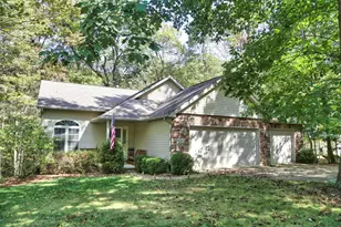 434 Orchid Ct, Howard, OH 43028 - Photo 1