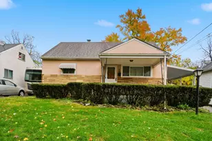 686 Plymouth St, Worthington, OH 43085 - Photo 1