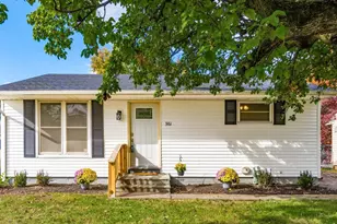 3161 Lewis Rd, Columbus, OH 43207 - Photo 1