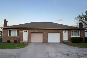 8048-50 Smoky Row Rd, Powell, OH 43065 - Photo 1