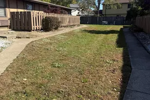 1718 Sun Apple Wy, Columbus, OH 43232 - Photo 1