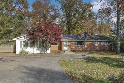 1590 Northwood Drive NE, Lancaster, OH 43130 - Photo 1