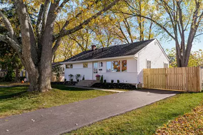 2195 Edgevale Road, Columbus, OH 43221 - Photo 1