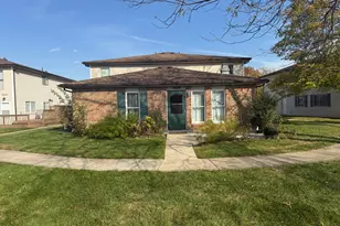 2029 Burwell Dr, Columbus, OH 43209 - Photo 1