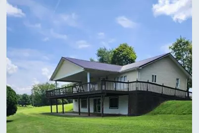 920 Hanna Lane, Londonderry, OH 45647 - Photo 1