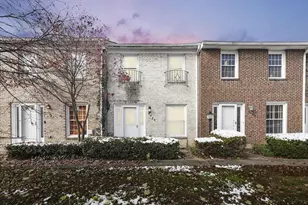 2436 Hardesty Dr S, Columbus, OH 43204 - Photo 1