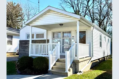 981 Bellefontaine Avenue, Marion, OH 43302 - Photo 1