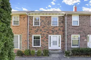 417 Pamlico St, Columbus, OH 43228 - Photo 1