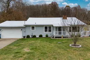 7800 Pine Ridge Rd, Newark, OH 43055 - Photo 1