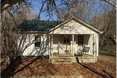 7280 Sugar Grove Road SE, Sugar Grove, OH 43155 - Photo 1