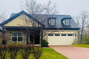 919 Pinnacle Club Dr, Grove City, OH 43123 - Photo 1