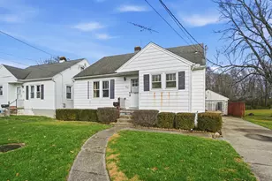 2222 Kenton St, Springfield, OH 45505 - Photo 1