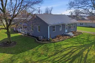 204 S Richards St, Danville, OH 43014 - Photo 1