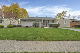 329 E Clearview Ave, Columbus, OH 43085 - Photo 1