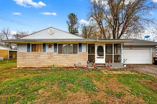 209 Tupelo Ln, Newark, OH 43055 - Photo 1