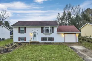 970 Elizabeth Dr, Lancaster, OH 43130 - Photo 1