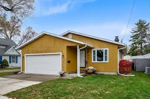 240 Chicago Ave, Marion, OH 43302 - Photo 1