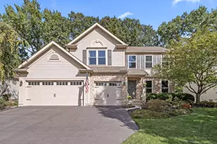 6086 Cheyenne Creek Dr, Lewis Center, OH 43035 - Photo 1