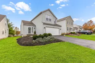 1627 Bristol Commons Pl, Columbus, OH 43240 - Photo 1