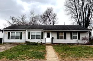 461 N Shoshone Dr, Lancaster, OH 43130 - Photo 1