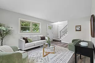 986 Loretta Ave, Columbus, OH 43211 - Photo 1