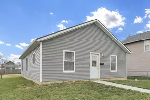 98 Burt Ave, Newark, OH 43055 - Photo 1