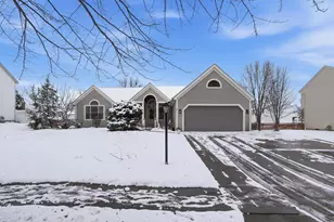 2174 Birdfoot Ln, Grove City, OH 43123 - Photo 1