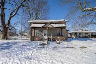 307 N Water St, Caledonia, OH 43314 - Photo 1