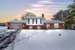 1069 Clovernoll Ct, Marysville, OH 43040 - Photo 1