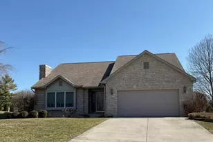 808 Whetstone Ct, Bellefontaine, OH 43311 - Photo 1