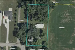 602 E Cliff St, Baltimore, OH 43105 - Photo 1