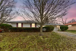 1638 Parkinson Dr, Reynoldsburg, OH 43068 - Photo 1