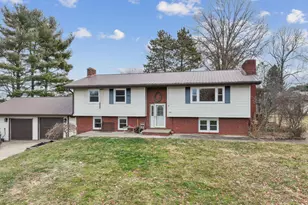 301 Sheridan Pl, Somerset, OH 43783 - Photo 1