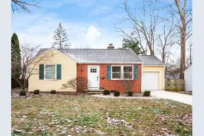 353 Kenbrook Drive, Worthington, OH 43085 - Photo 1