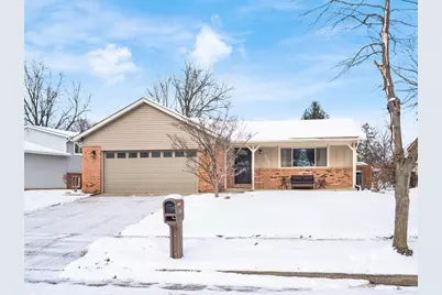 2056 Fincastle Court, Columbus, OH 43235 - Photo 1