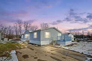 1100 Thornwood Dr SW, Heath, OH 43056 - Photo 1