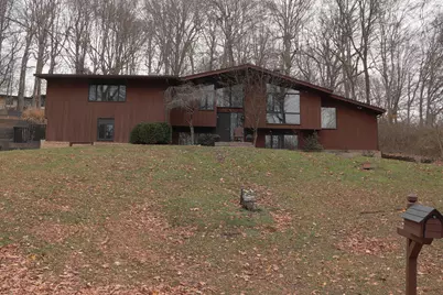 245 Overlook Drive NE, Lancaster, OH 43130 - Photo 1