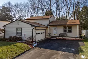 1341 S Hague Ave, Columbus, OH 43204 - Photo 1