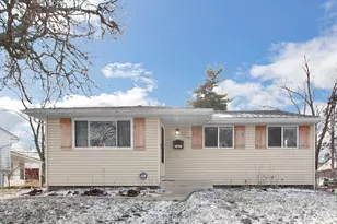 1457 Burnley Square S, Columbus, OH 43229 - Photo 1