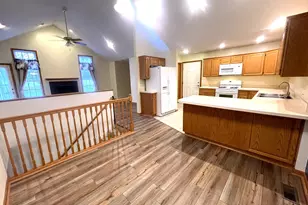 2 Coventry Ct W, Mount Vernon, OH 43050 - Photo 1