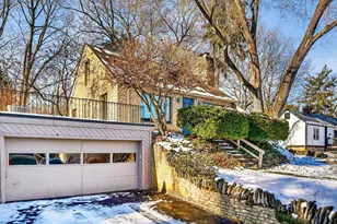 4827 Bellann Rd, Columbus, OH 43221 - Photo 1